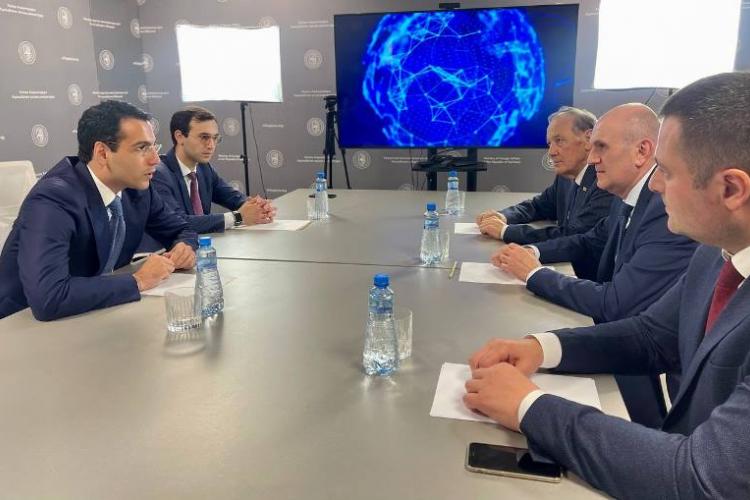Встреча Министра иностранных дел Республики Южная Осетия А.М. Джиоева с Министром иностранных дел Республики Абхазия И.Б. Ардзинба