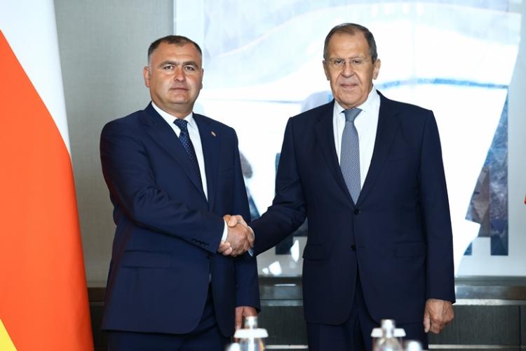 Встреча Президента Южной Осетии А. Гаглоева и Министра иностранных дел России С. Лаврова