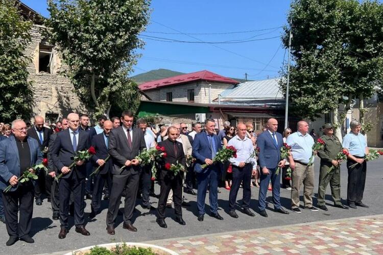 Памятная акции в Цхинвале, посвященная 20-ой годовщине трагических событий в Беслане