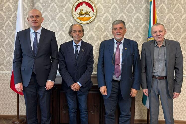 Встреча А. Джиоева с М. Мурджа и П. Дзоккателли