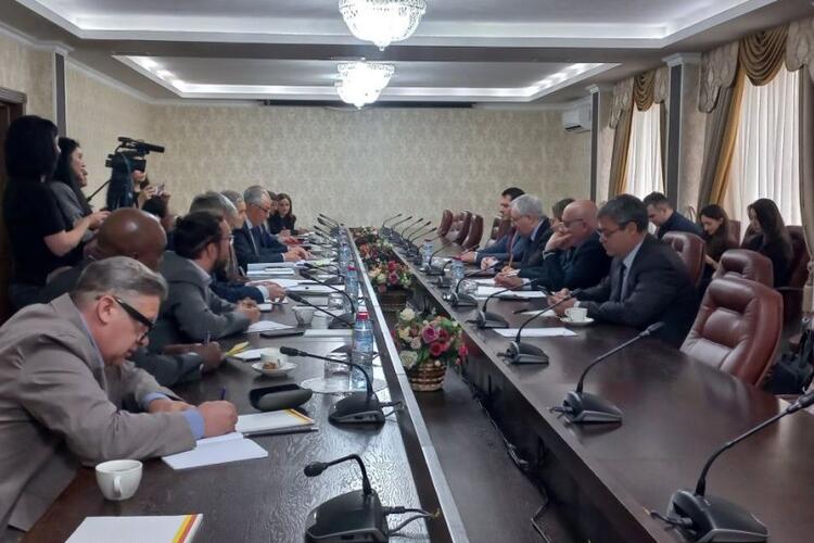 Рабочая встреча участников югоосетинской делегации на Международных дискуссиях по безопасности и стабильности в Закавказье с Сопредседателями от ЕС, ОБСЕ и ООН