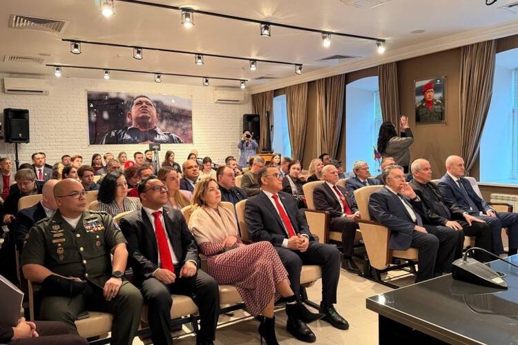 XIII годовщина ухода из жизни Уго Рафаэля Чавеса Фриаса