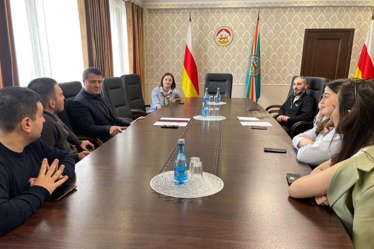 Заседание Совета молодых дипломатов МИД РЮО