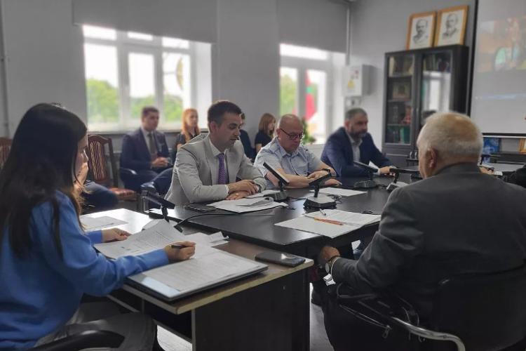 Круглый стол в ПГУ им. Шевченко 