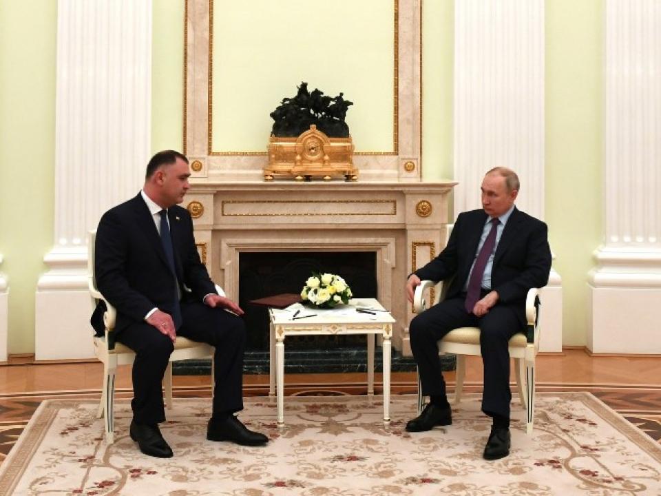 Встреча Президента Южной Осетии А.Э. Гаглоева и Президента России В.В. Путина