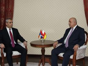 Дмитрий Медоев, Масис Маилян