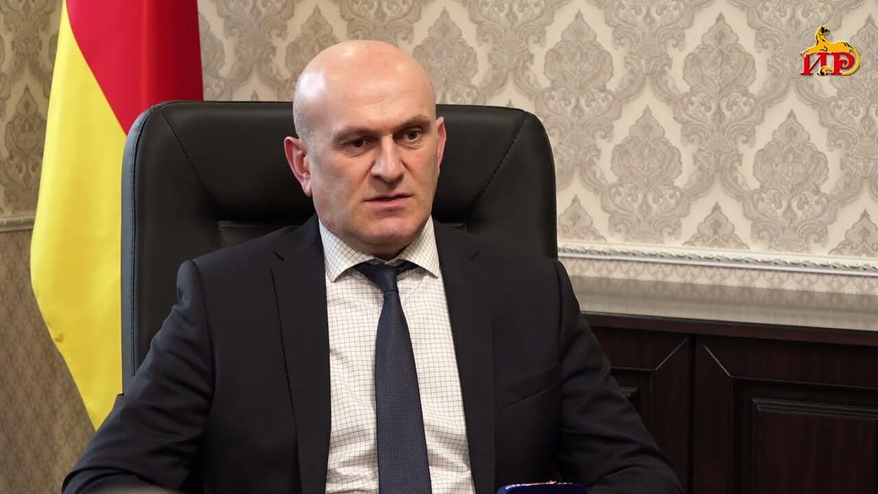 Embedded thumbnail for Комментарий Министра иностранных дел Республики Южная Осетия А.М. Джиоева относительно упразднения т.н. временной администрации Южной Осетии (репортаж ГТРК «Ир»)